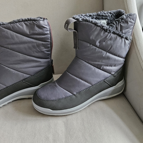 Woman Merrell Snowcreek Sport, Polar Waterproof Gray Snow Boots.  Size 7. - Picture 7 of 11